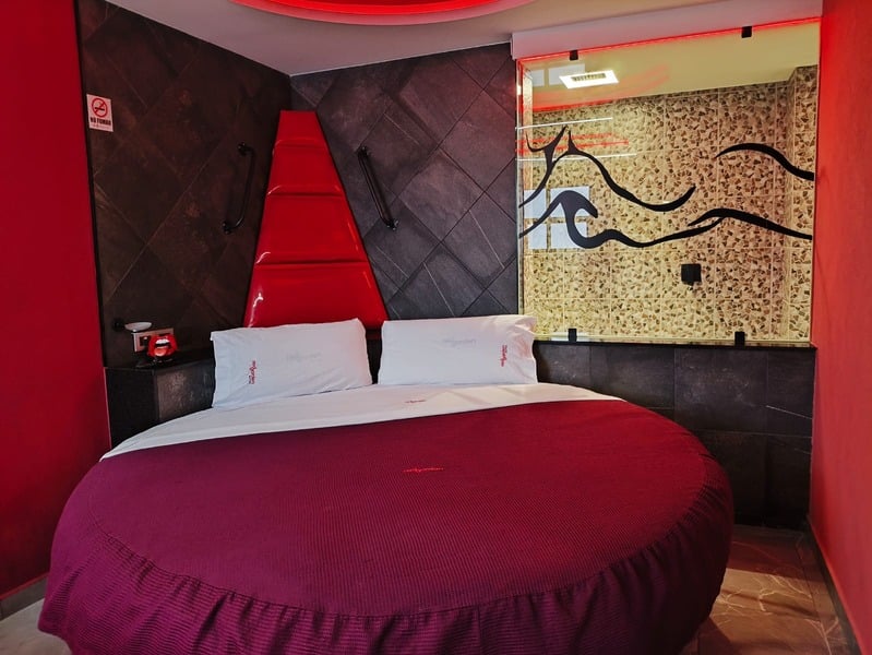 Cama de Habitación Suite en Red Garden Hotel CDMX